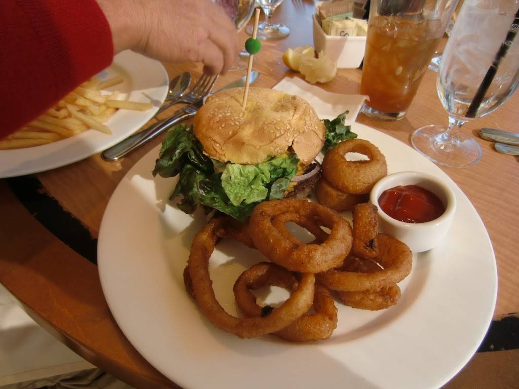 The Bench | restaurant | 1700 17 Mile Dr, Pebble Beach, CA 93953, USA | 8312985906 OR +1 831-298-5906