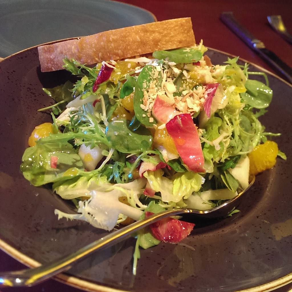 Urban Tide | restaurant | 9801 International Dr, Orlando, FL 32819, USA | 4073454570 OR +1 407-345-4570