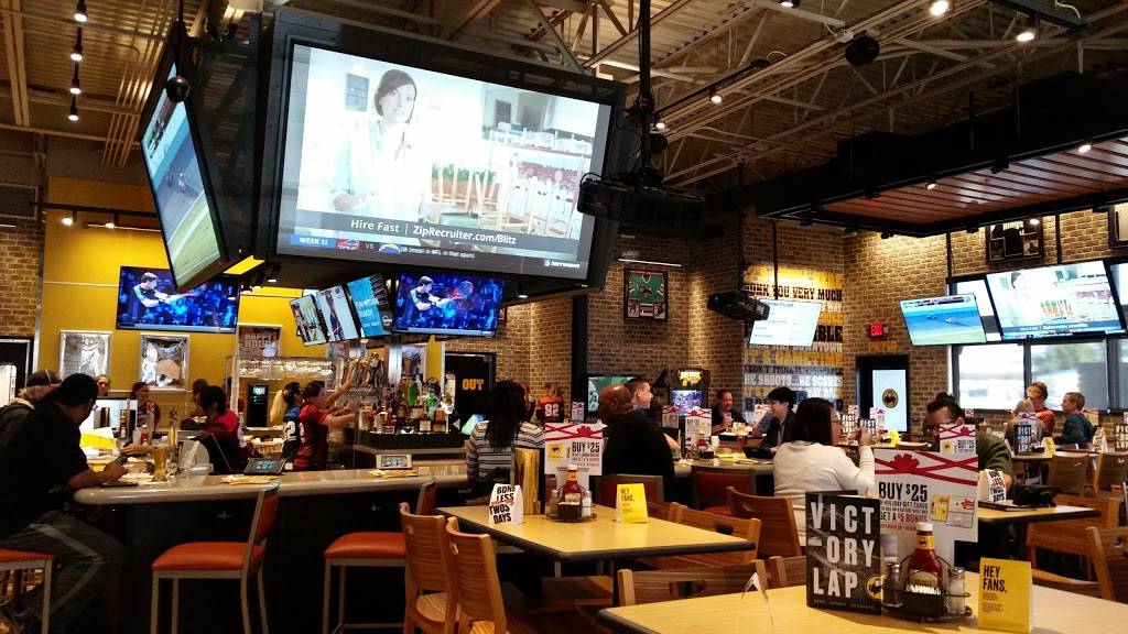 Buffalo Wild Wings | restaurant | 2023 Arden Way, Sacramento, CA 95825, USA | 9166468131 OR +1 916-646-8131