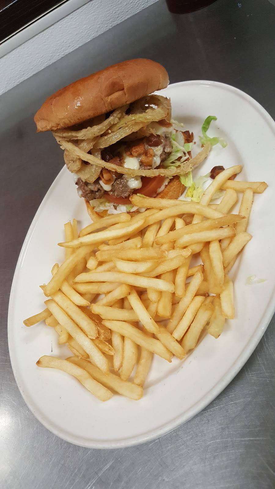 Taqueria Jalisco | restaurant | 4275 Tierra Rejada Rd, Moorpark, CA 93021, USA | 8055301111 OR +1 805-530-1111