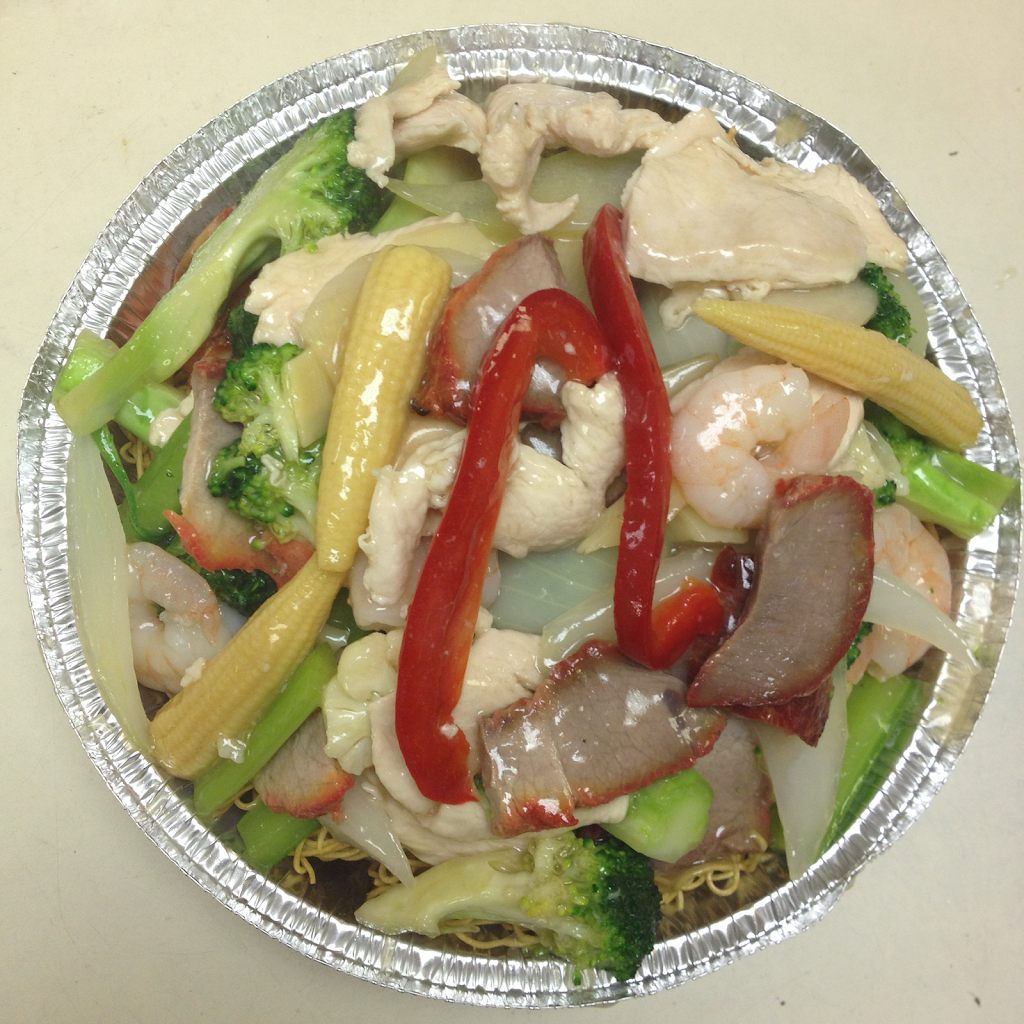 Craig Henry Chinese Food Take-Out Service | restaurant | 3 Chartwell Ave, Nepean, ON K2G 4K3, Canada | 6132261818 OR +1 613-226-1818