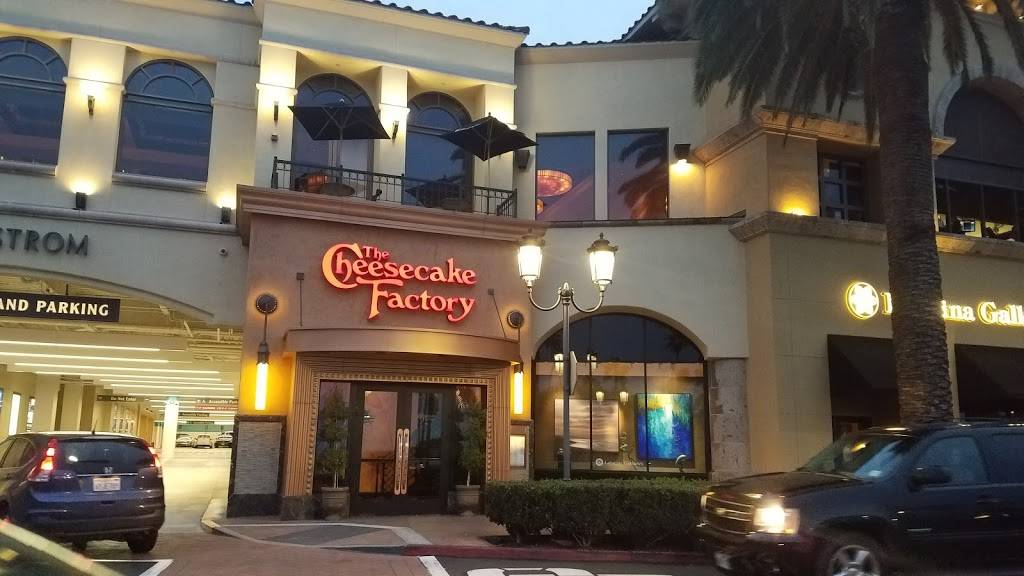 The Cheesecake Factory | restaurant | 1141 Newport Center Dr, Newport Beach, CA 92660, USA | 9497208333 OR +1 949-720-8333