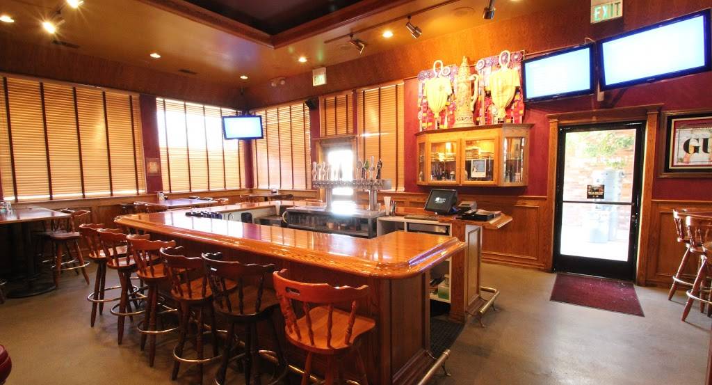 Lamppost Pizza Main Street Brewery | restaurant | 493 N Main St, Corona, CA 92880, USA | 9513711471 OR +1 951-371-1471