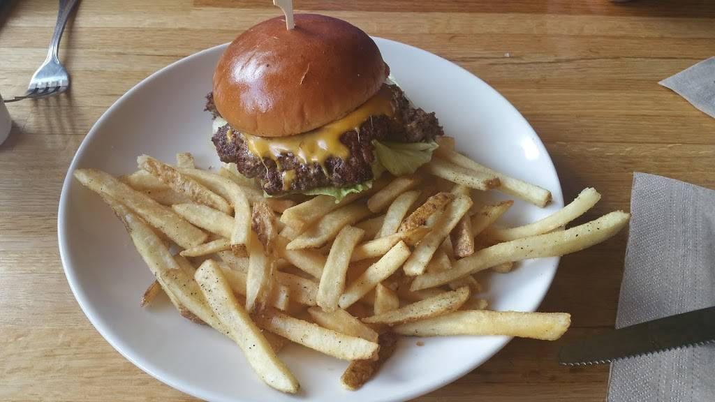 Applebees Grill + Bar | restaurant | 17500 Tamiami Trail, North Port, FL 34287, USA | 9414231504 OR +1 941-423-1504