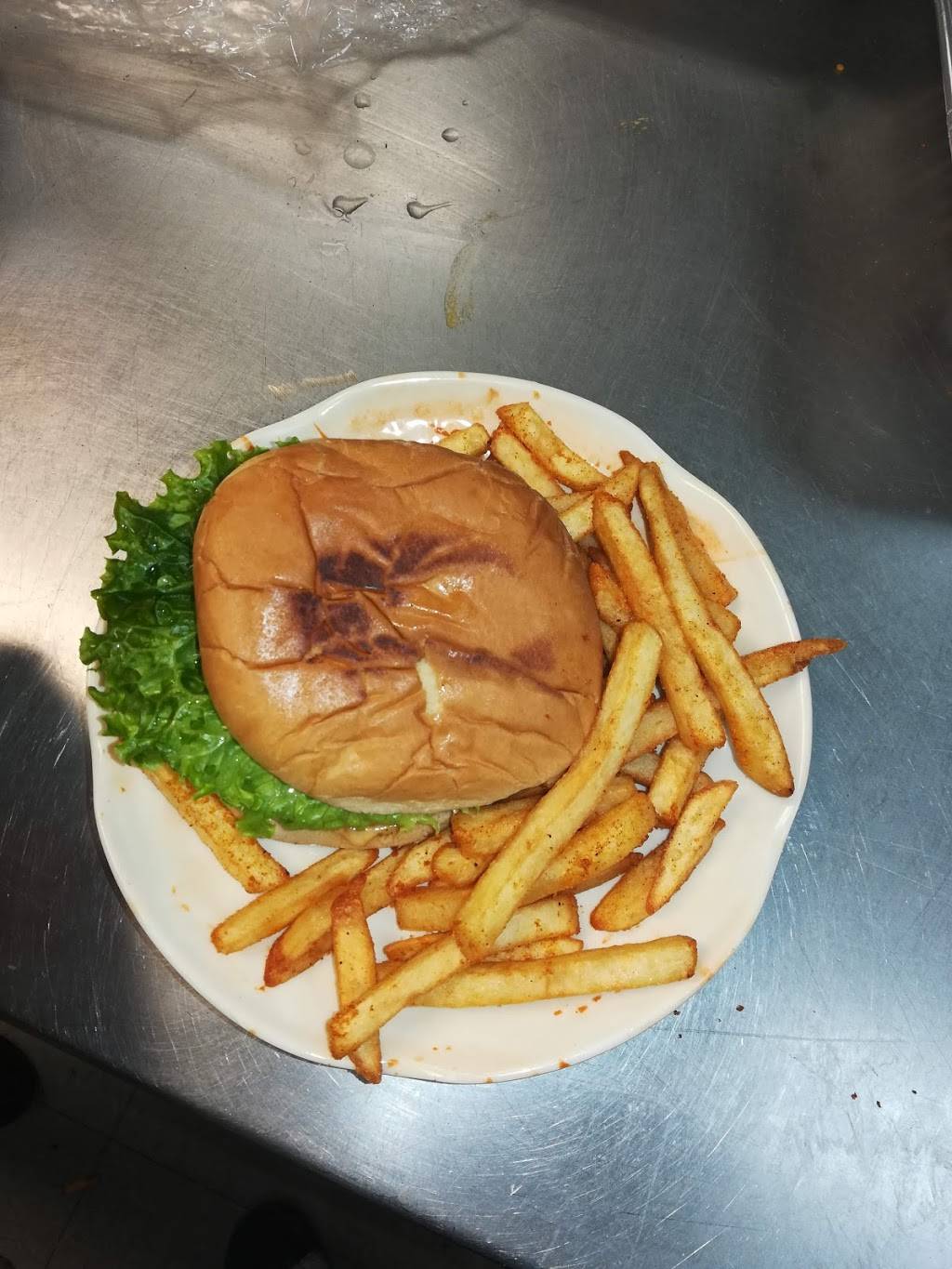 Class Plus Chez Clarisse | restaurant | 4020 Synott Rd STE 10, Houston, TX 77082, USA | 8327482493 OR +1 832-748-2493