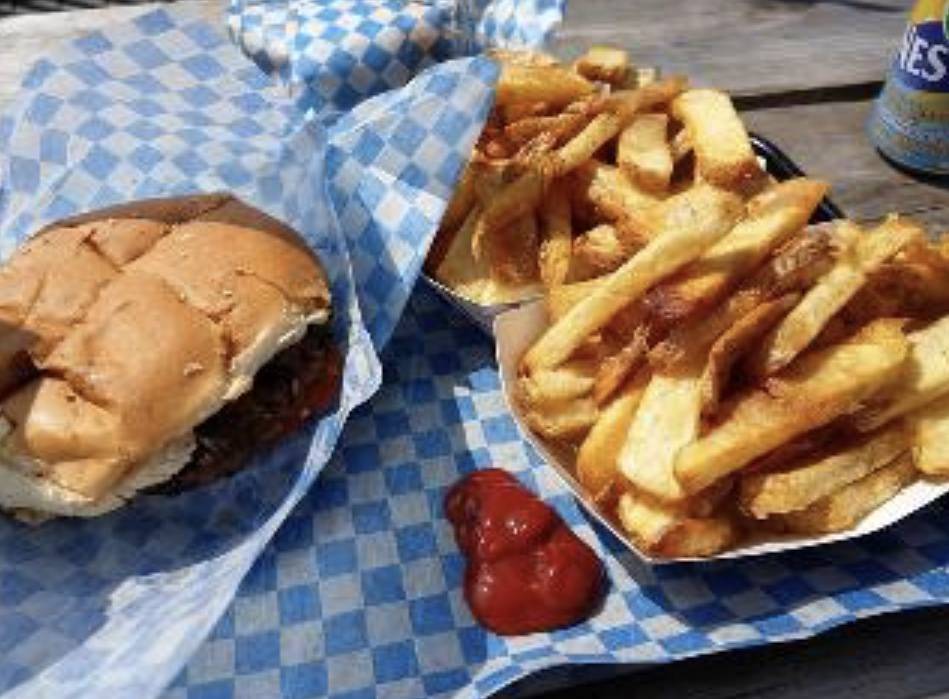 Mother Goose: Burgers & Ice Cream | restaurant | 276 Main Unionville Street, Unionville, ON L3R 2H2, Canada | 9054773720 OR +1 905-477-3720