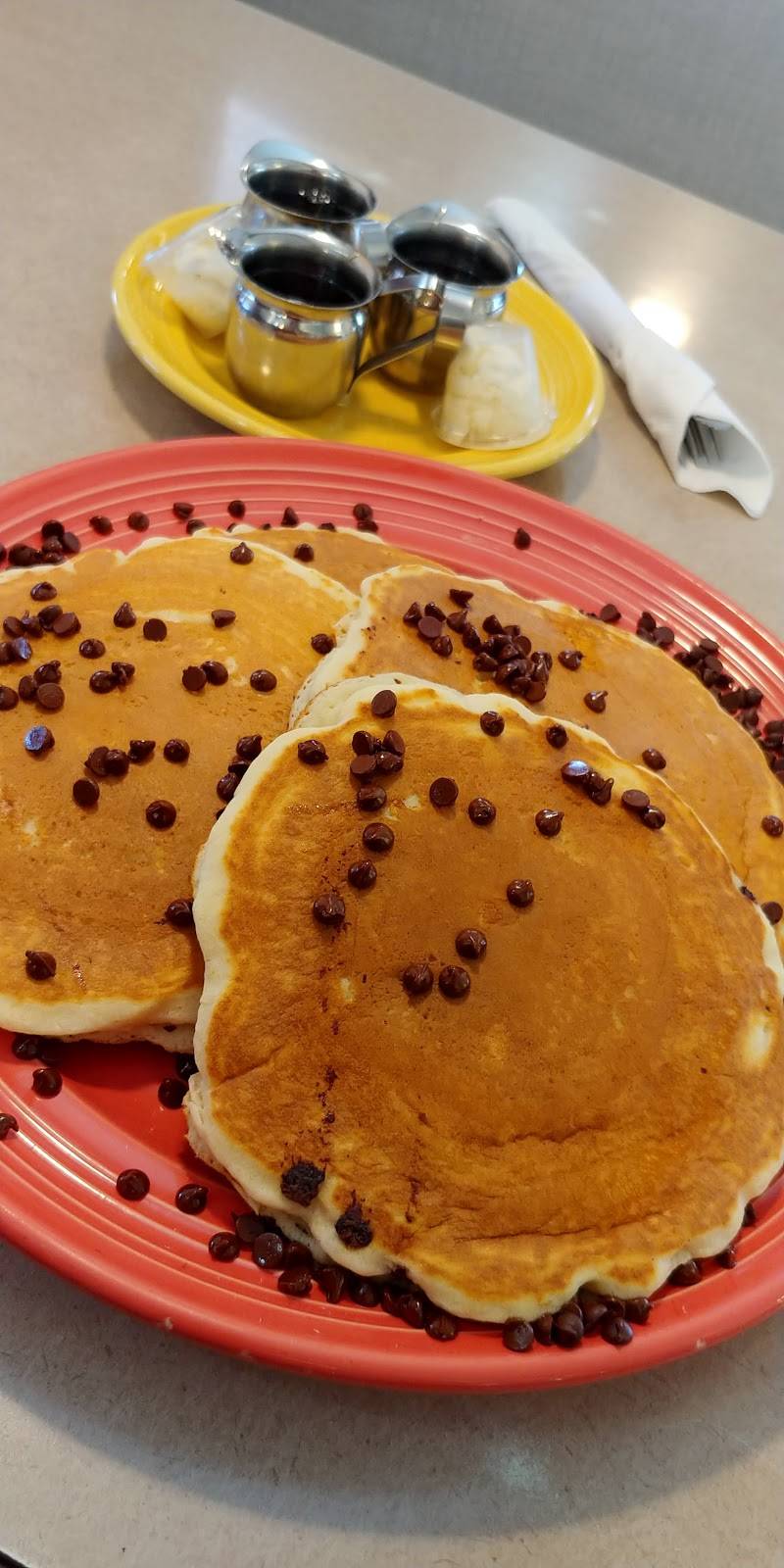 Emilys Pancake House | restaurant | 38730 N Sheridan Rd, Beach Park, IL 60099, USA | 8472491170 OR +1 847-249-1170