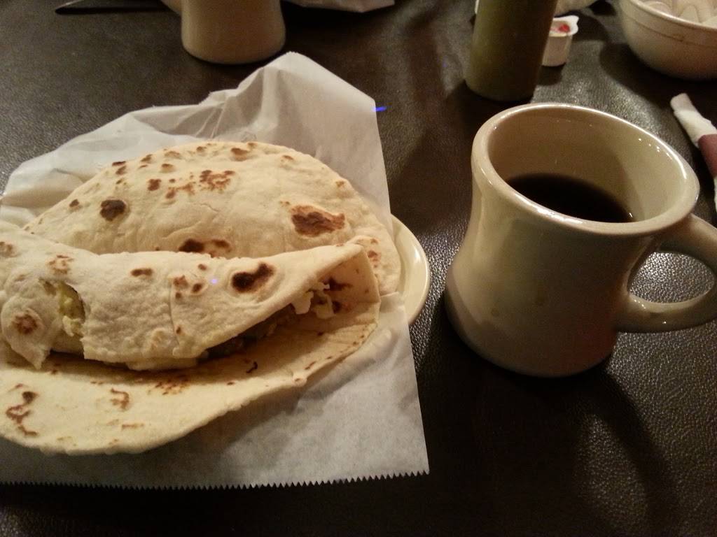 Paulinas Mexican Restaurant | restaurant | 1438 W Hutchins Pl, San Antonio, TX 78221, USA | 2109282499 OR +1 210-928-2499