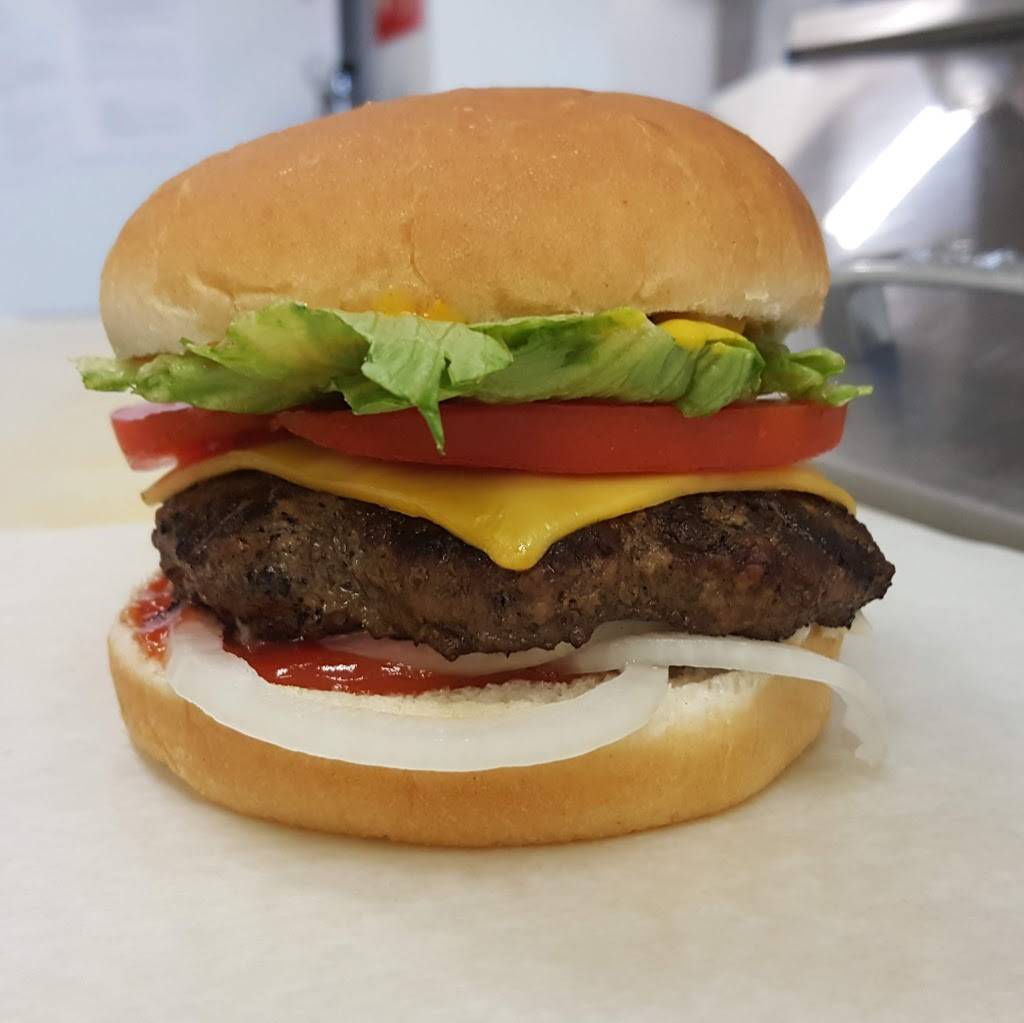 Ice House Drive-In | restaurant | 1111 7th Ave, Belle Plaine, IA 52208, USA | 3194444444 OR +1 319-444-4444