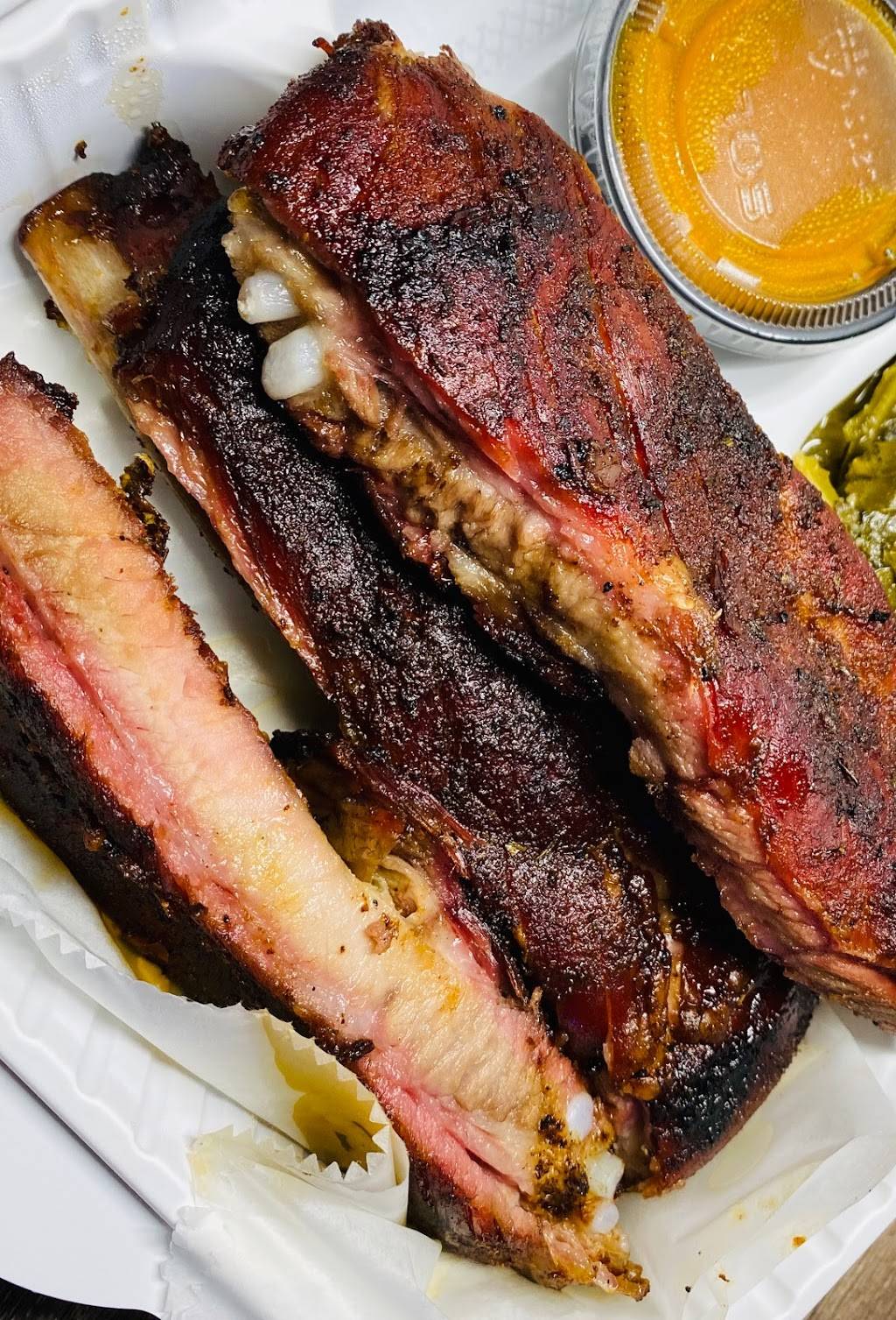 Backyard Smoke Spot BBQ | restaurant | 4701 Georgia Ave NW, Washington, DC 20011, USA | 2027334204 OR +1 202-733-4204