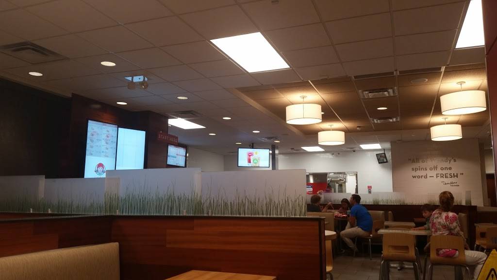Wendys | restaurant | 750 E Lake Rd S, Palm Harbor, FL 34685, USA | 7277864415 OR +1 727-786-4415