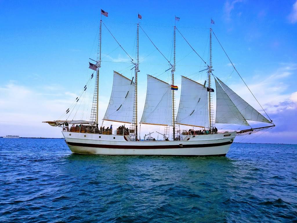 Miller Lite Beer Garden Grove | restaurant | Chicago, IL 60611, USA | 3124511692 OR +1 312-451-1692