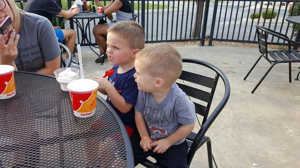 Dairy Queen Grill & Chill | restaurant | 601 E Young Ave, Warrensburg, MO 64093, USA | 6606280429 OR +1 660-628-0429