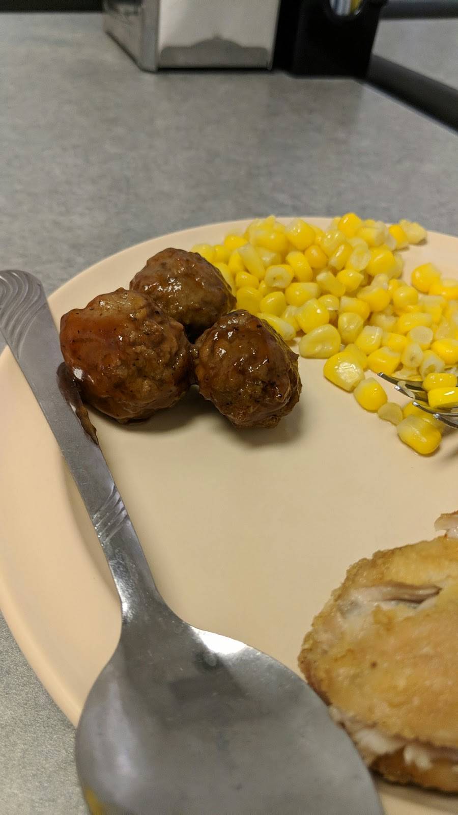 Mullys | restaurant | 695 Lancaster Bypass E, Lancaster, SC 29720, USA | 8032853424 OR +1 803-285-3424