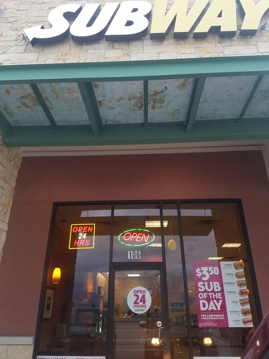 Subway Restaurants | restaurant | 5614 W Grand Parkway S, The Shops on, TX-99 Ste 106, Richmond, TX 77406, USA | 8325951100 OR +1 832-595-1100