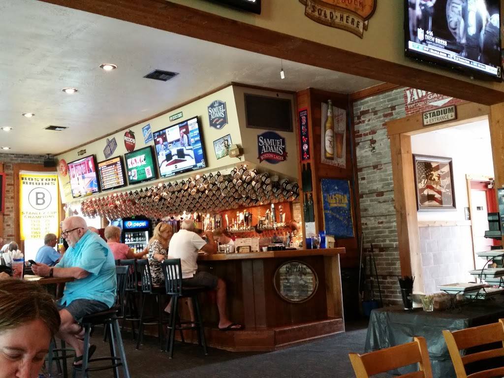 New Englands Ale House Grille Inc | restaurant | 3419 US-19 ALT, Palm Harbor, FL 34683, USA | 7277859700 OR +1 727-785-9700