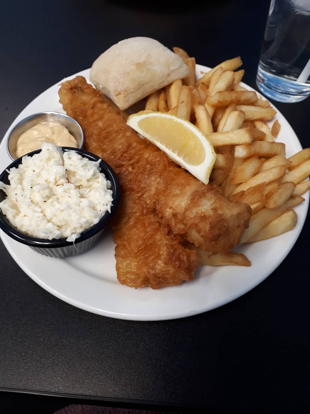 Beamsville Fish & Chips | restaurant | 5001 Greenlane, Beamsville, ON L0R 1B3, Canada | 9055630344 OR +1 905-563-0344