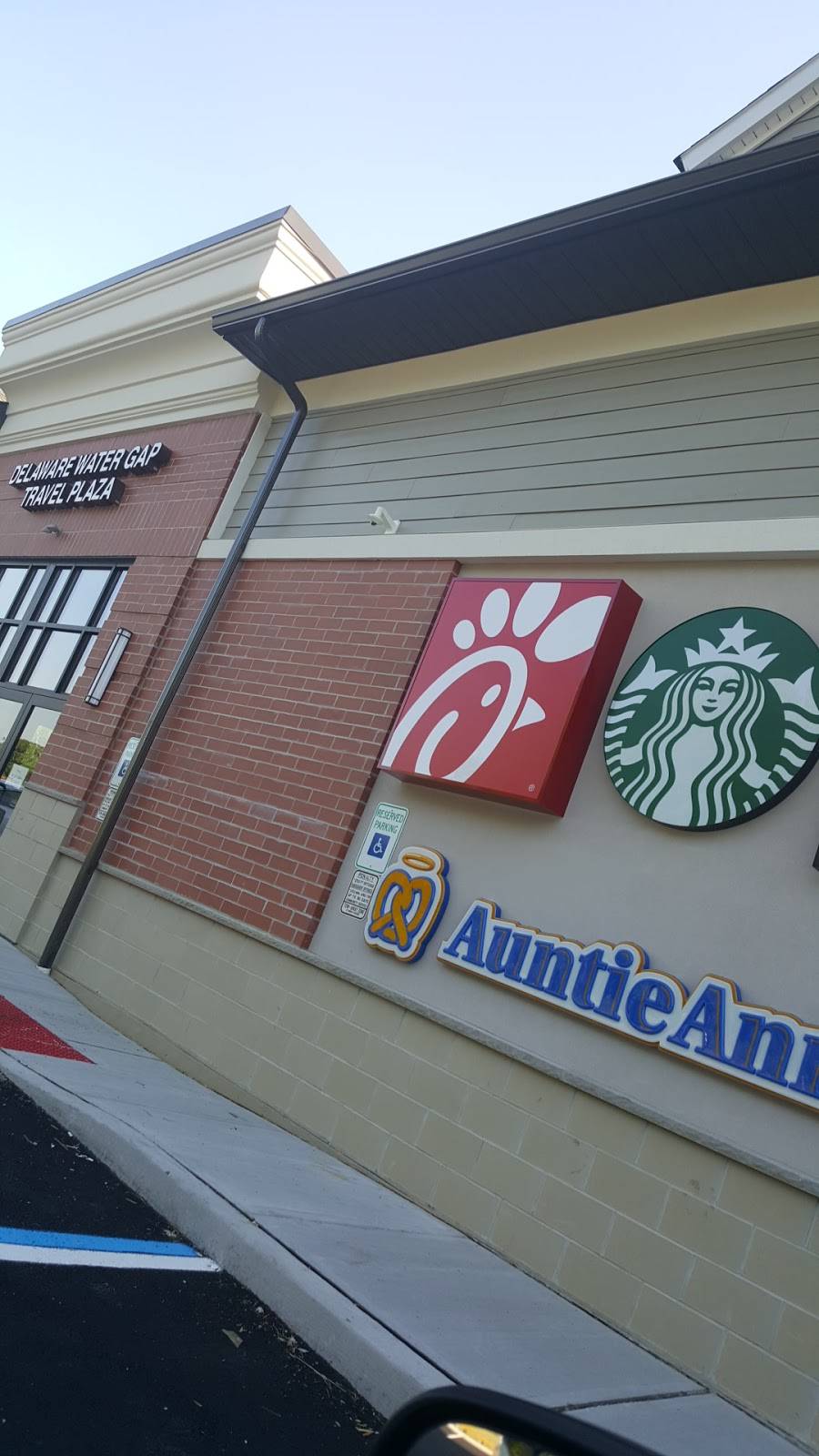 Auntie Annes | bakery | 15-17 Simpson Rd, Columbia, NJ 07832, USA | 9084987001 OR +1 908-498-7001