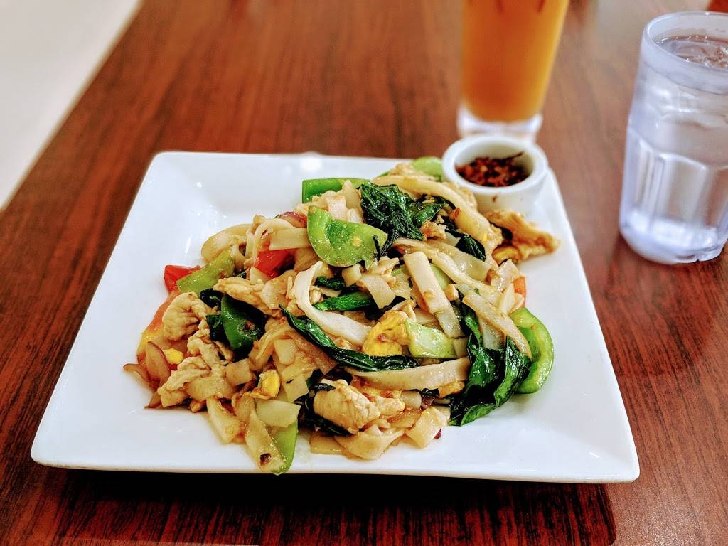 Noodles Pho Me | restaurant | 377 Bancroft Ave, San Leandro, CA 94577, USA | 5108505080 OR +1 510-850-5080