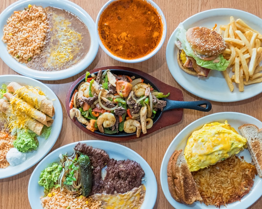 Carlitos Diner | restaurant | 18033 Magnolia St, Fountain Valley, CA 92708, USA | 7145935350 OR +1 714-593-5350