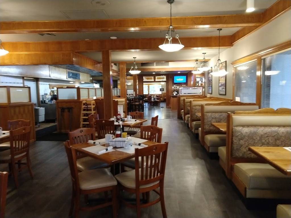 Travelers Cafe and Pub | restaurant | 5225 Portage Rd, Portage, MI 49002, USA | 2697751775 OR +1 269-775-1775