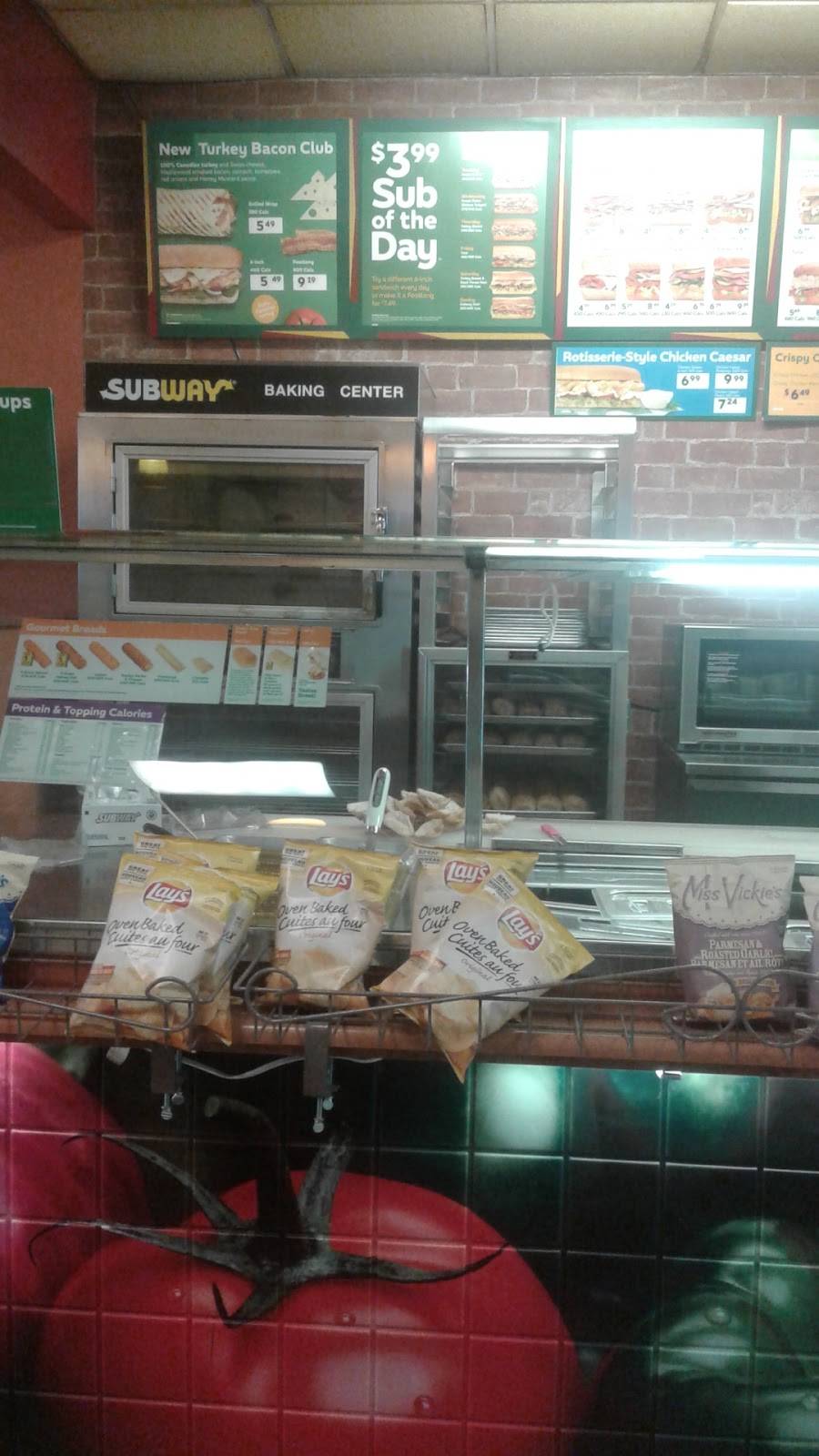 Subway | restaurant | 9200 Bathurst St Rutherford Village Bldg C, Unit 5, Vaughan, ON L4J 8W1, Canada | 9055970057 OR +1 905-597-0057