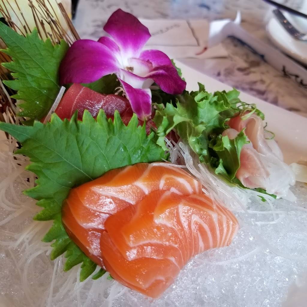 Eastern Paradise Asian Cuisine | restaurant | 150 Marketplace Blvd #13, Rochester, NH 03867, USA | 6039481253 OR +1 603-948-1253