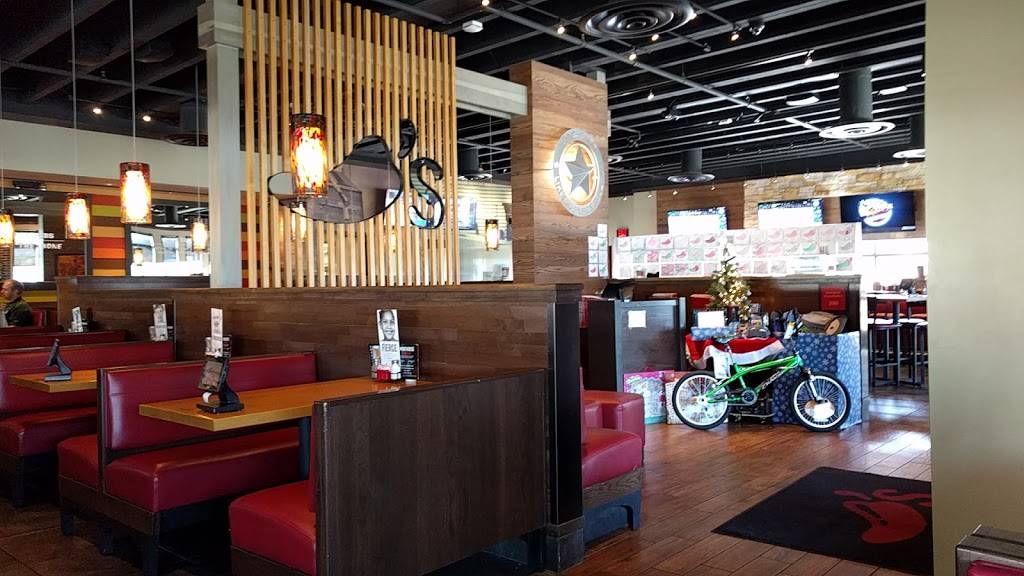 Chilis Grill & Bar | meal takeaway | 15147 Wards Rd, Lynchburg, VA 24502, USA | 4342371252 OR +1 434-237-1252