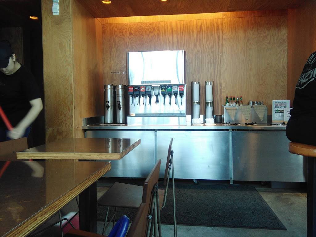 Chipotle Mexican Grill | restaurant | 4600 Roswell Rd Unit B110, Sandy Springs, GA 30342, USA | 4042571510 OR +1 404-257-1510