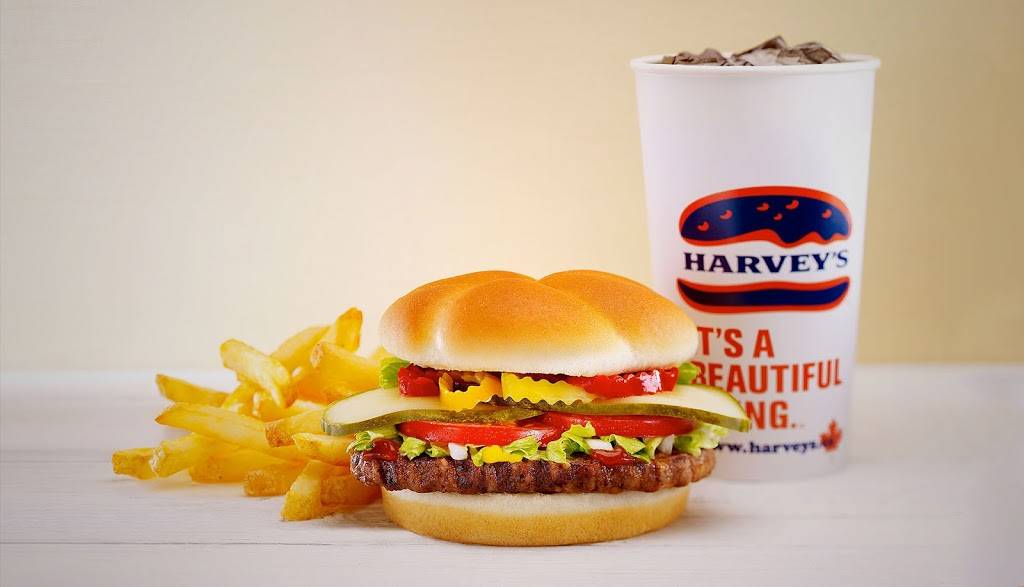 Harveys | restaurant | 7885 McLeod Rd, Niagara Falls, ON L2H 2Y6, Canada | 9053538879 OR +1 905-353-8879