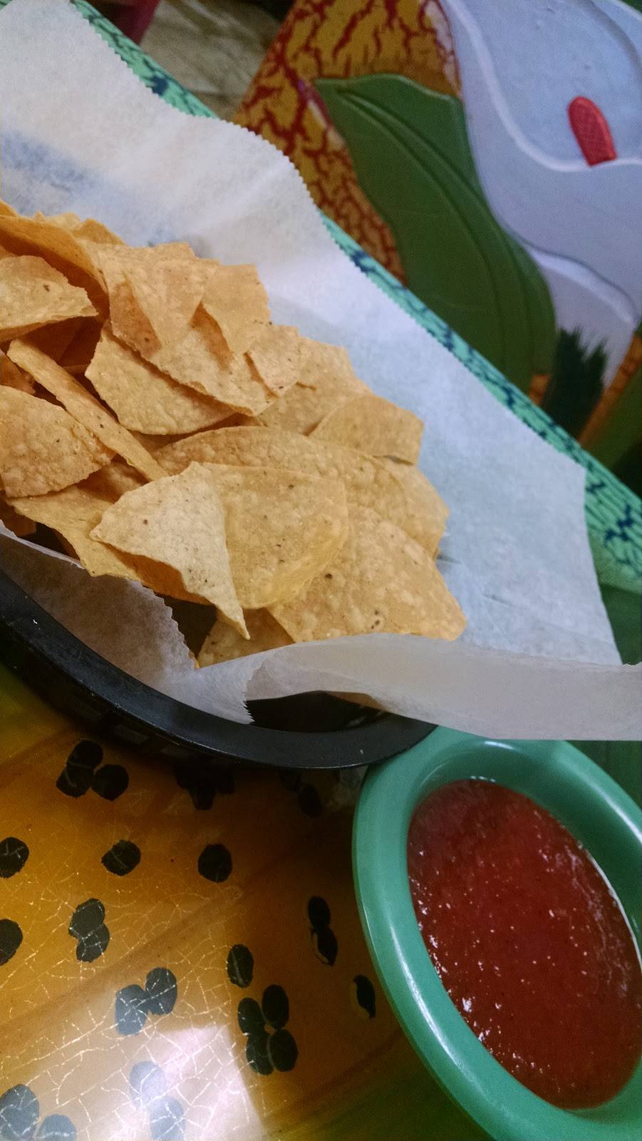 La Cocina Mexican Restaurant | restaurant | 928 N Lincoln Ave, York, NE 68467, USA | 4023620356 OR +1 402-362-0356