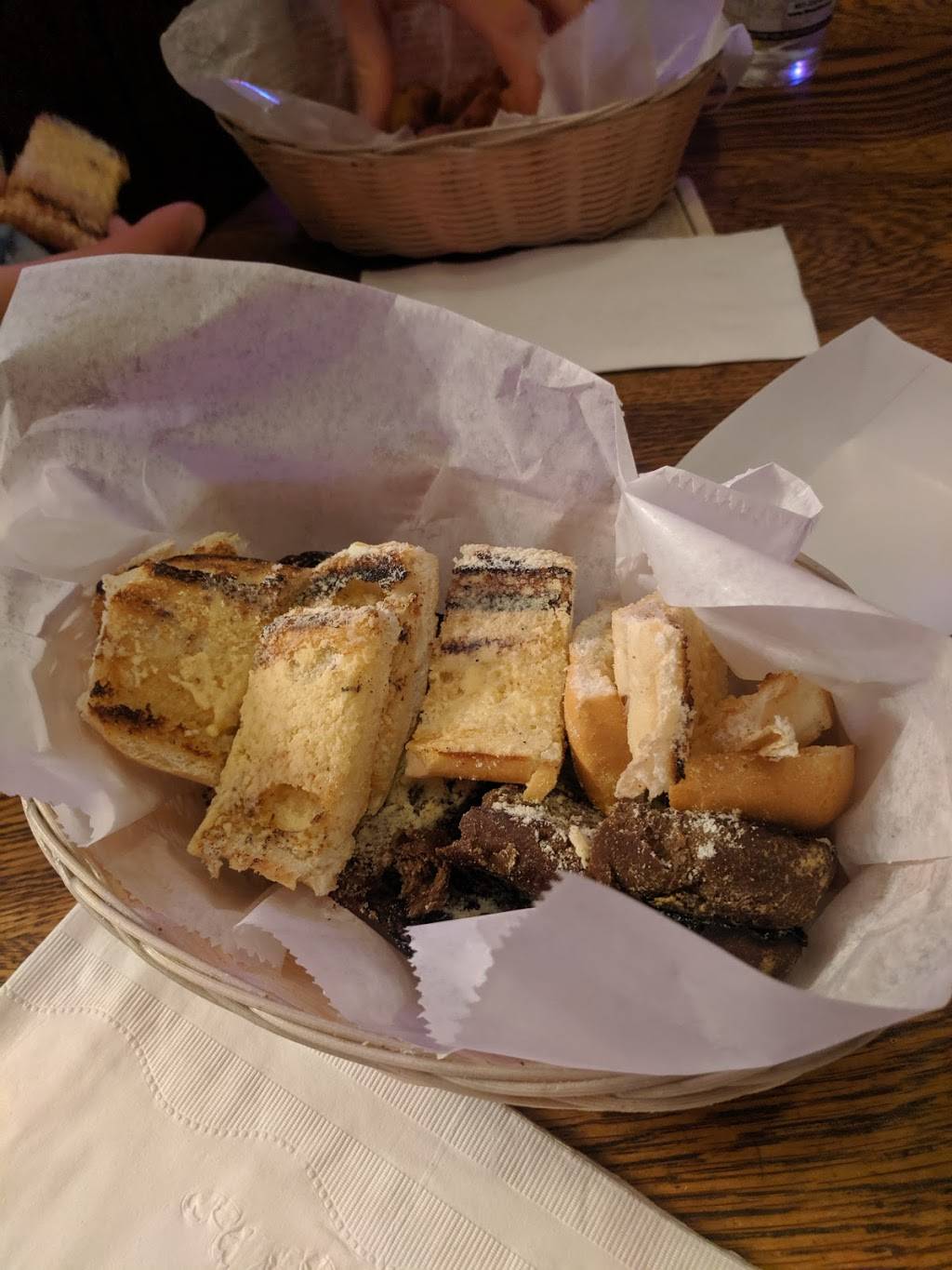 Bierstube | restaurant | 109 11th St W, Hastings, MN 55033, USA | 6514378259 OR +1 651-437-8259