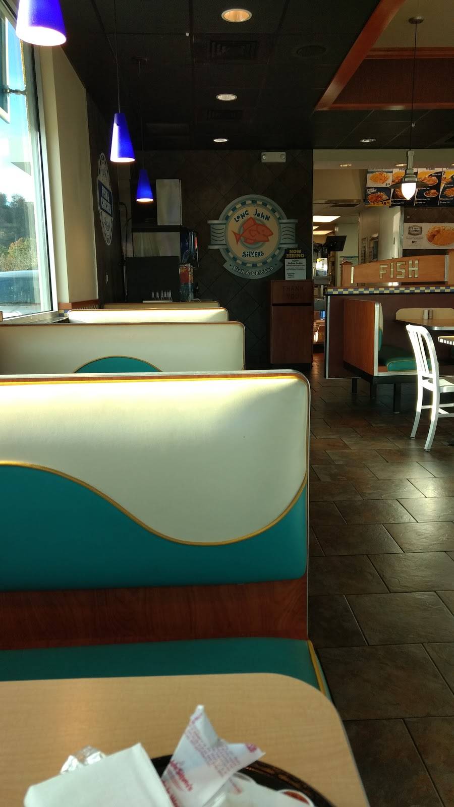 Long John Silvers | restaurant | 1316 Volunteer Pkwy, Bristol, TN 37620, USA | 4237649033 OR +1 423-764-9033