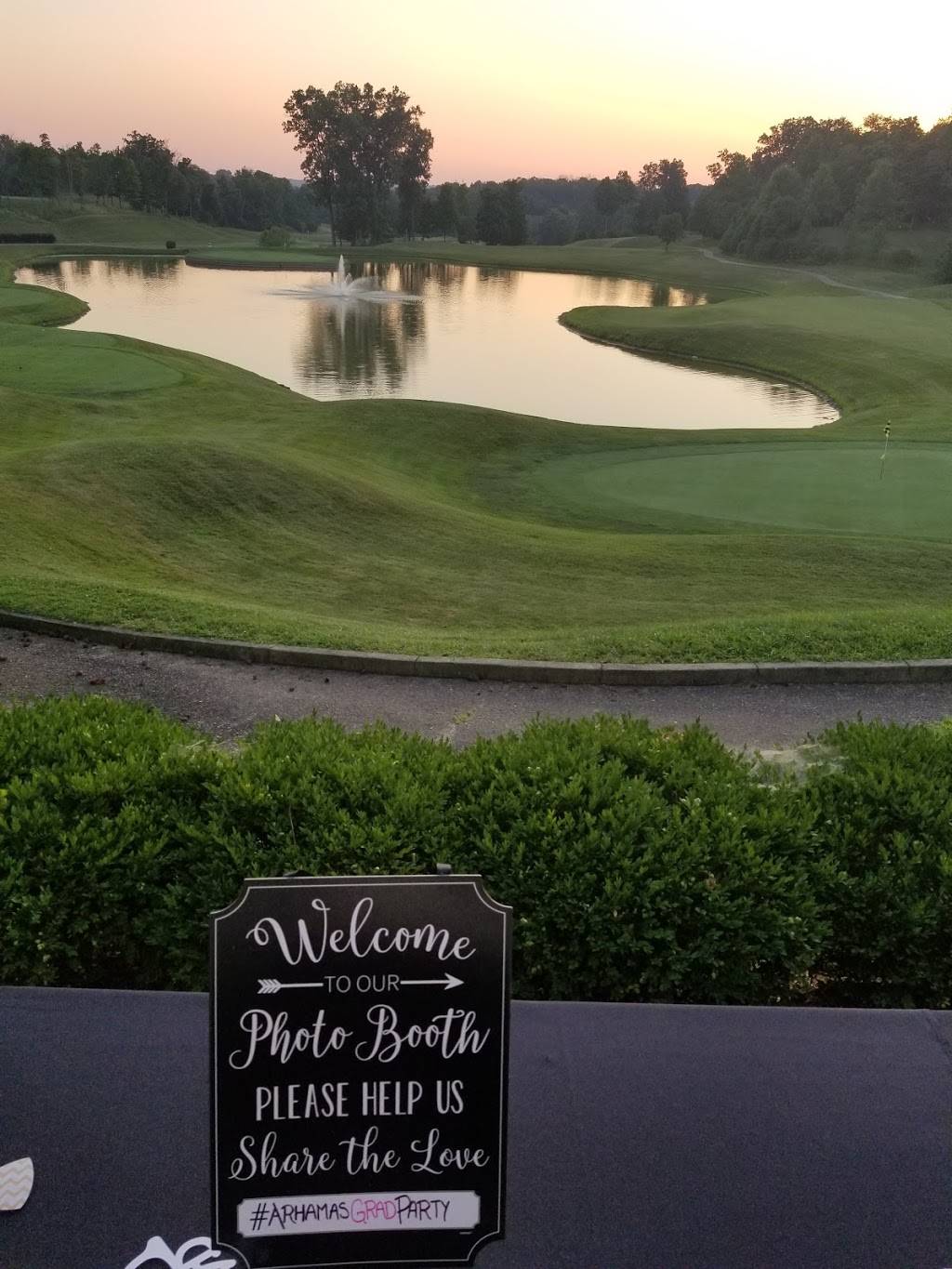 Pebble Creek Golf Course, Restaurant & Event Center | restaurant | 9799 Prechtel Rd, Cincinnati, OH 45252, USA | 5133854442 OR +1 513-385-4442