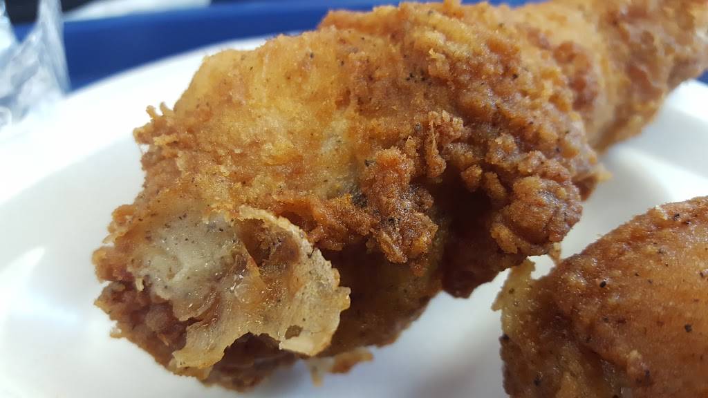 KFC | restaurant | 1164 Jericho Turnpike, Commack, NY 11725, USA | 6315439336 OR +1 631-543-9336