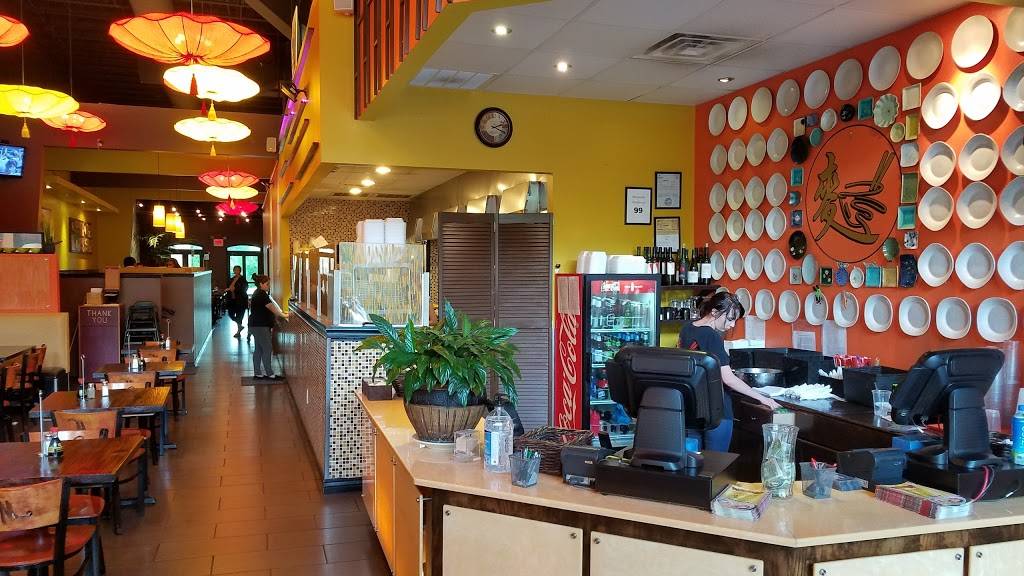 Monsoon Noodle House | restaurant | 129 W Main St, Spartanburg, SC 29306, USA | 8645820618 OR +1 864-582-0618