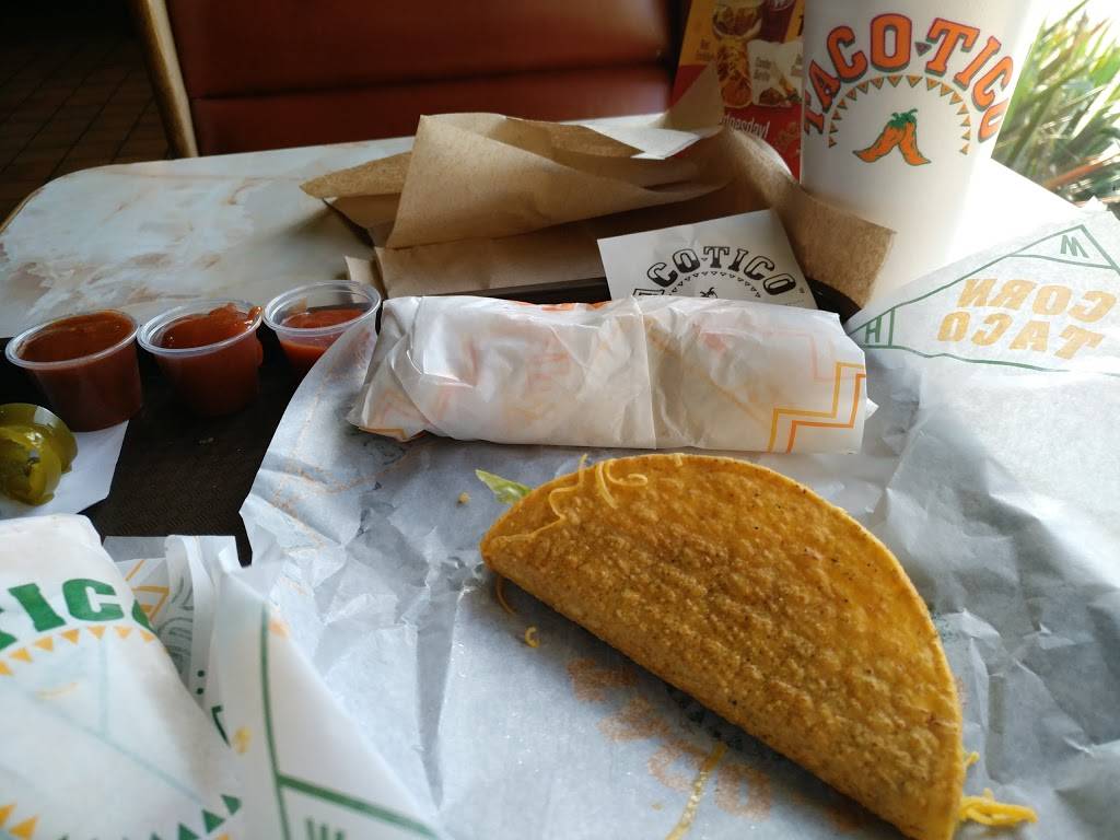 Taco Tico | restaurant | 2102 NW Topeka Blvd, Topeka, KS 66608, USA | 7857832666 OR +1 785-783-2666