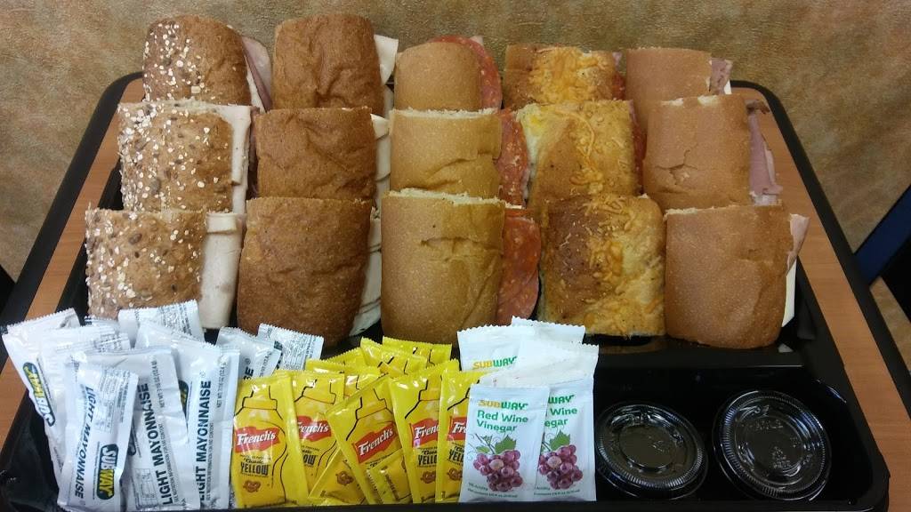 Subway | meal takeaway | 6715 NE 63rd St Suite B108, Vancouver, WA 98661, USA | 3606944851 OR +1 360-694-4851
