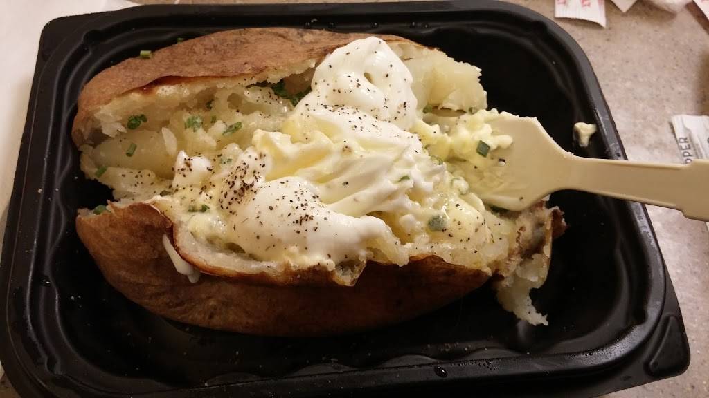 Wendys | restaurant | 1133 N 9th St, Stroudsburg, PA 18360, USA | 5704245800 OR +1 570-424-5800