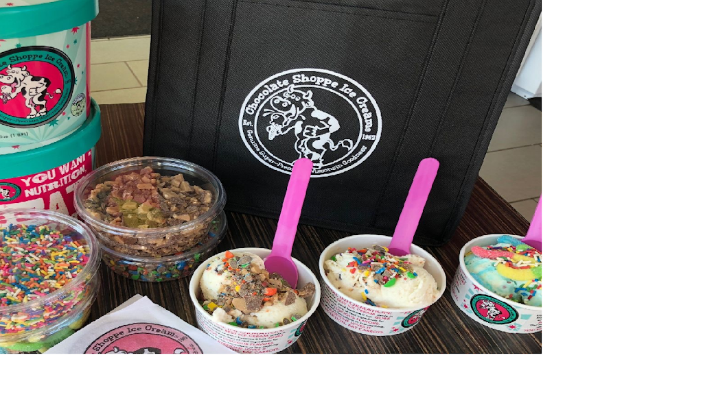 Sweet Street Candies and Goodies | restaurant | 17 W St Charles Rd, Lombard, IL 60148, USA | 6306278510 OR +1 630-627-8510