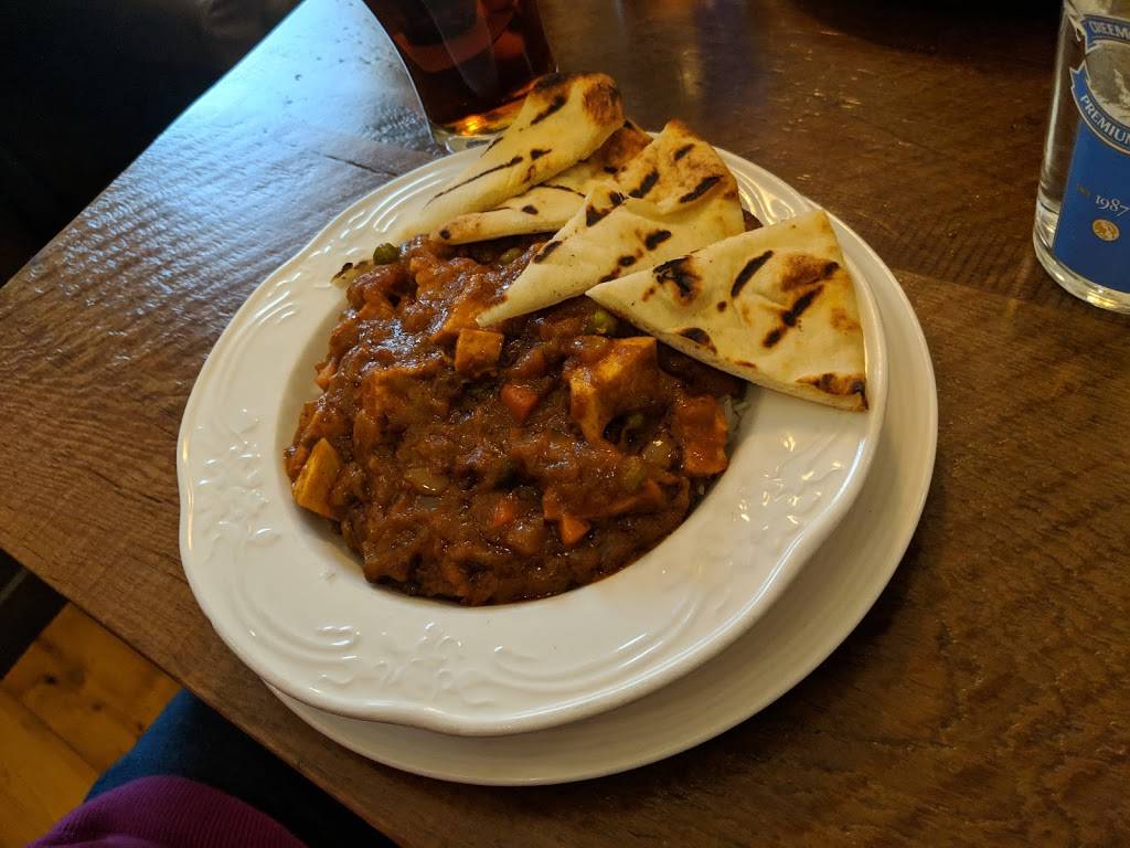 Lloyd House | restaurant | 69 Main St, Mount Albert, ON L0G 1M0, Canada | 9054731885 OR +1 905-473-1885