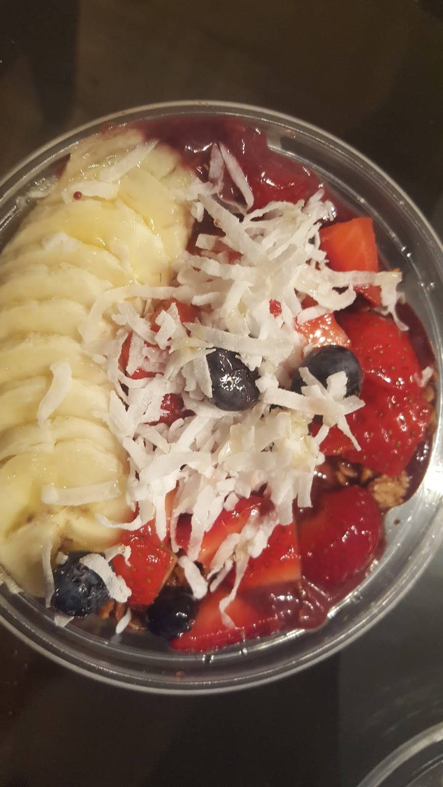 SoBol Acai Bowls & Beyond | restaurant | 2353 Central Park Ave, Yonkers, NY 10710, USA | 9143039600 OR +1 914-303-9600