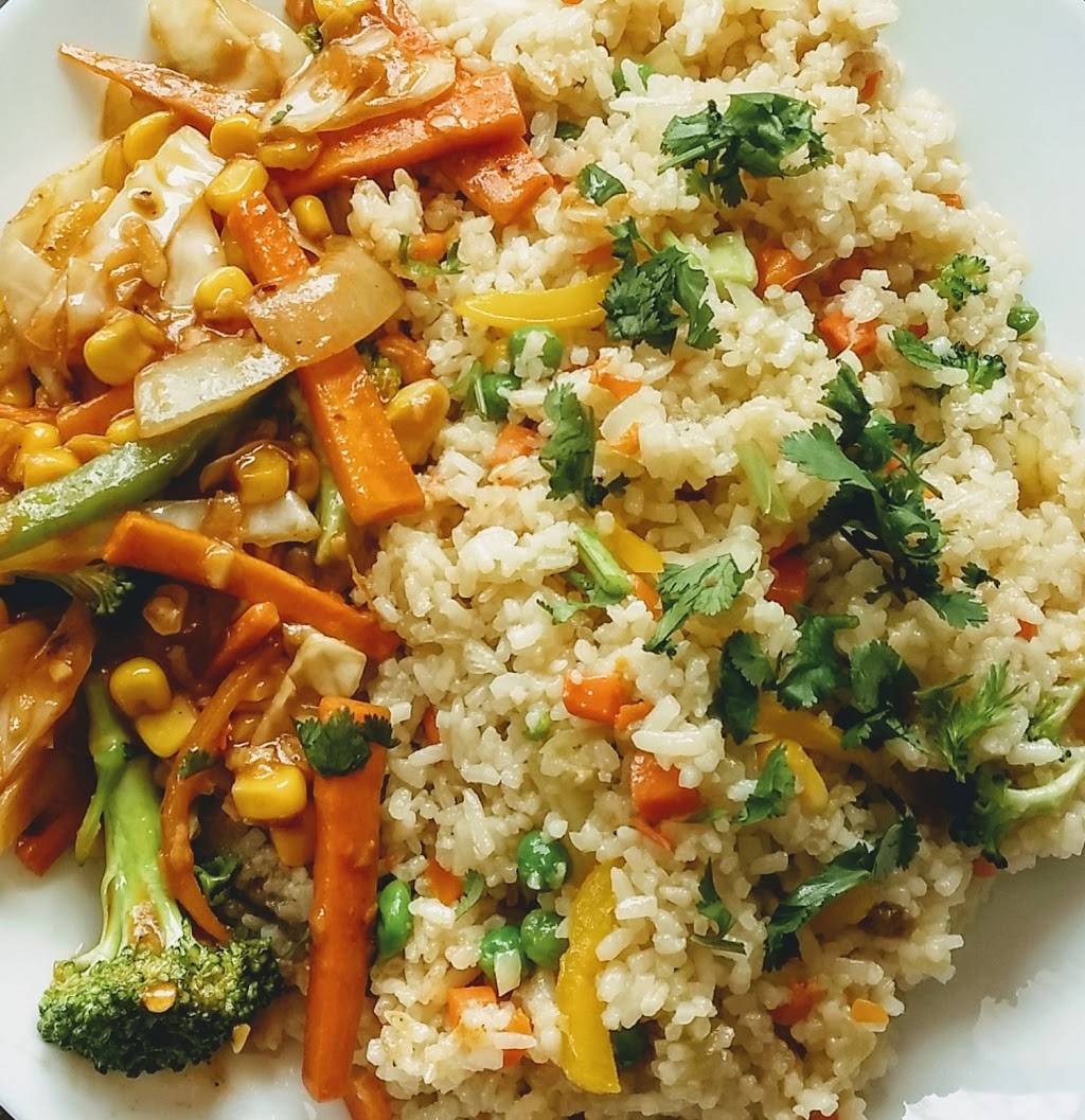 Asian Flavor Restaurant | restaurant | 1806 Wyandotte St W, Windsor, ON N9B 1J3, Canada | 5192548888 OR +1 519-254-8888