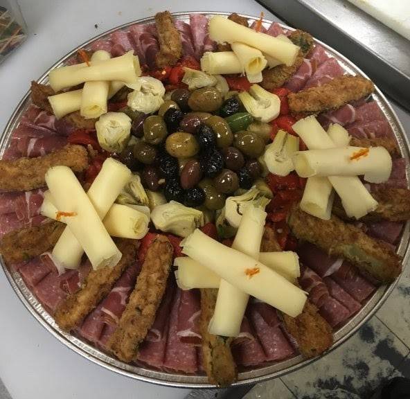 Carusos Italian Fine Foods | restaurant | 64 New York Ave, Halesite, NY 11743, USA | 6312711374 OR +1 631-271-1374