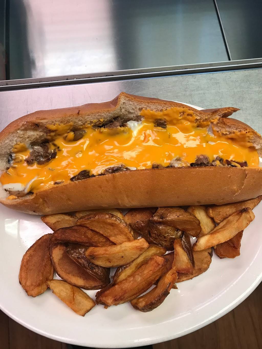 5 Girls Burgers & Pizza | meal delivery | 2659 E Atlantic Blvd, Pompano Beach, FL 33062, USA | 9547838889 OR +1 954-783-8889