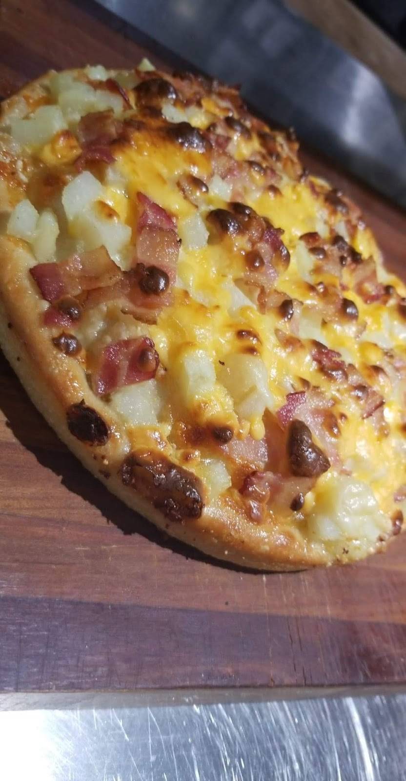 Phillies Pizzeria & Restaurant (CORNER ENTRANCE) | restaurant | 74-02 Eliot Ave, Middle Village, NY 11379, USA | 7183971340 OR +1 718-397-1340