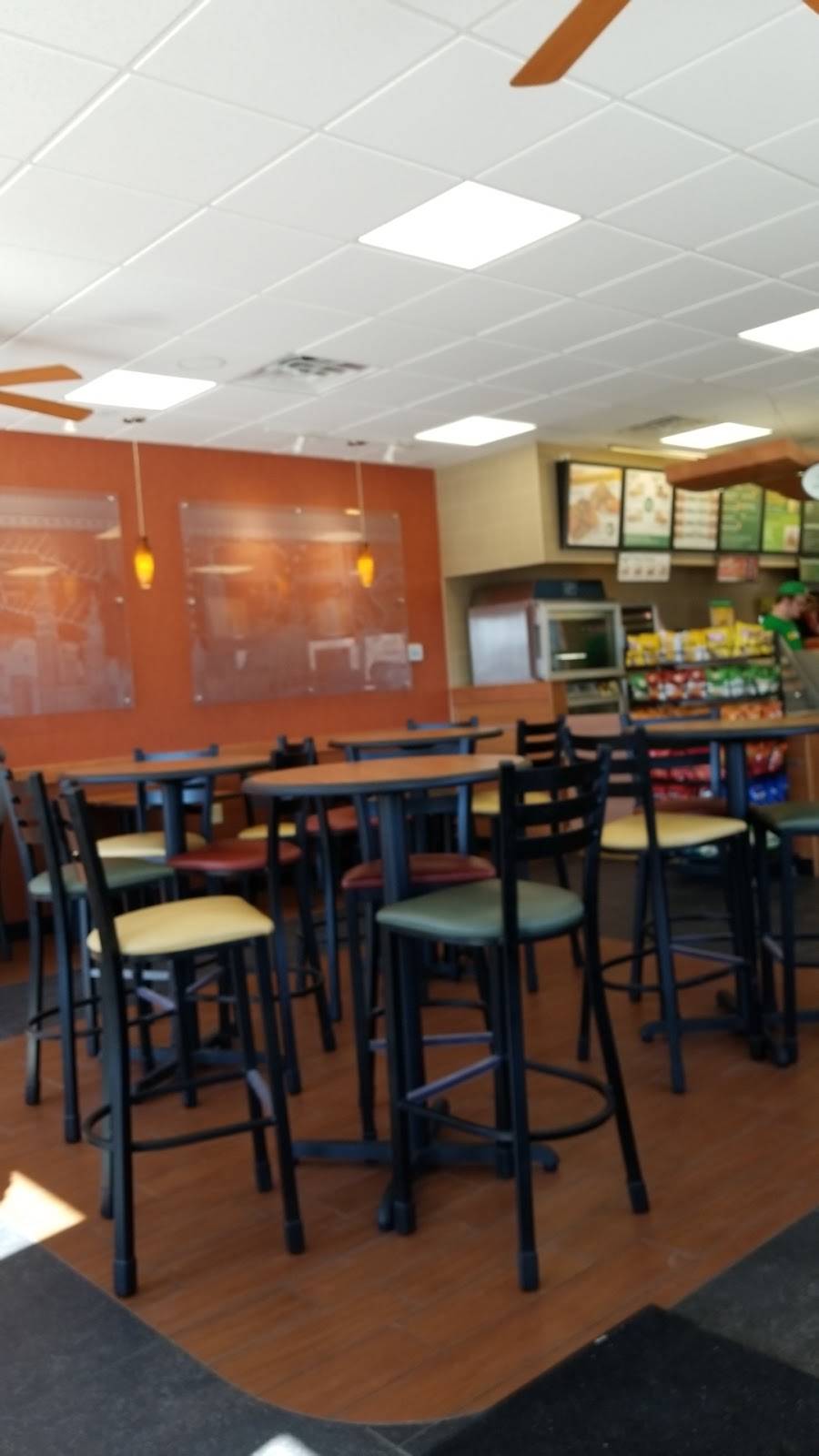 Subway | meal takeaway | 809 N Chestnut St, Wahoo, NE 68066, USA | 4024434900 OR +1 402-443-4900