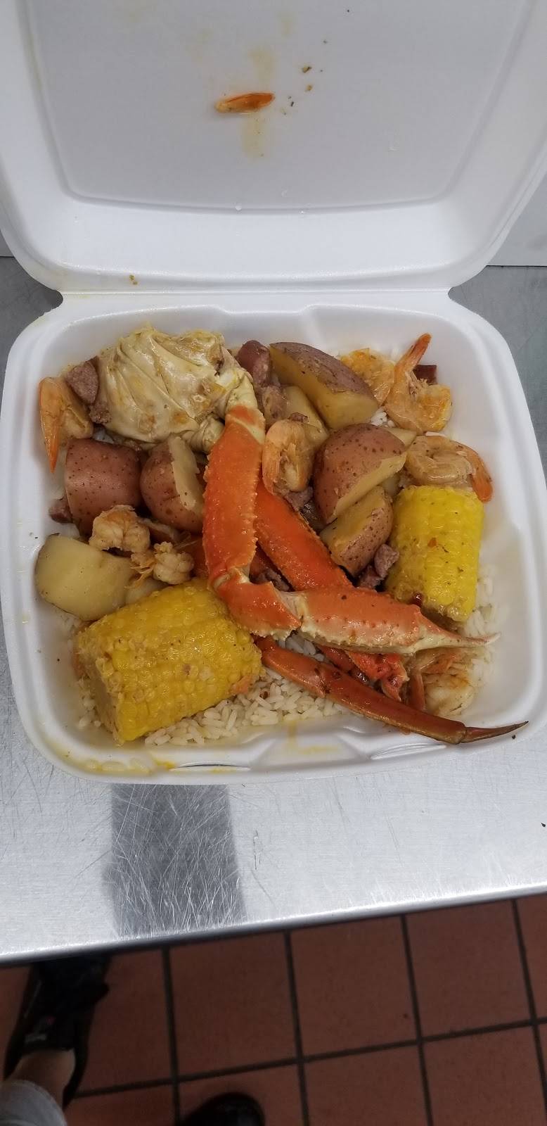 Lenox | restaurant | 1402 Lenox Ave, Utica, NY 13502, USA | 3155075028 OR +1 315-507-5028