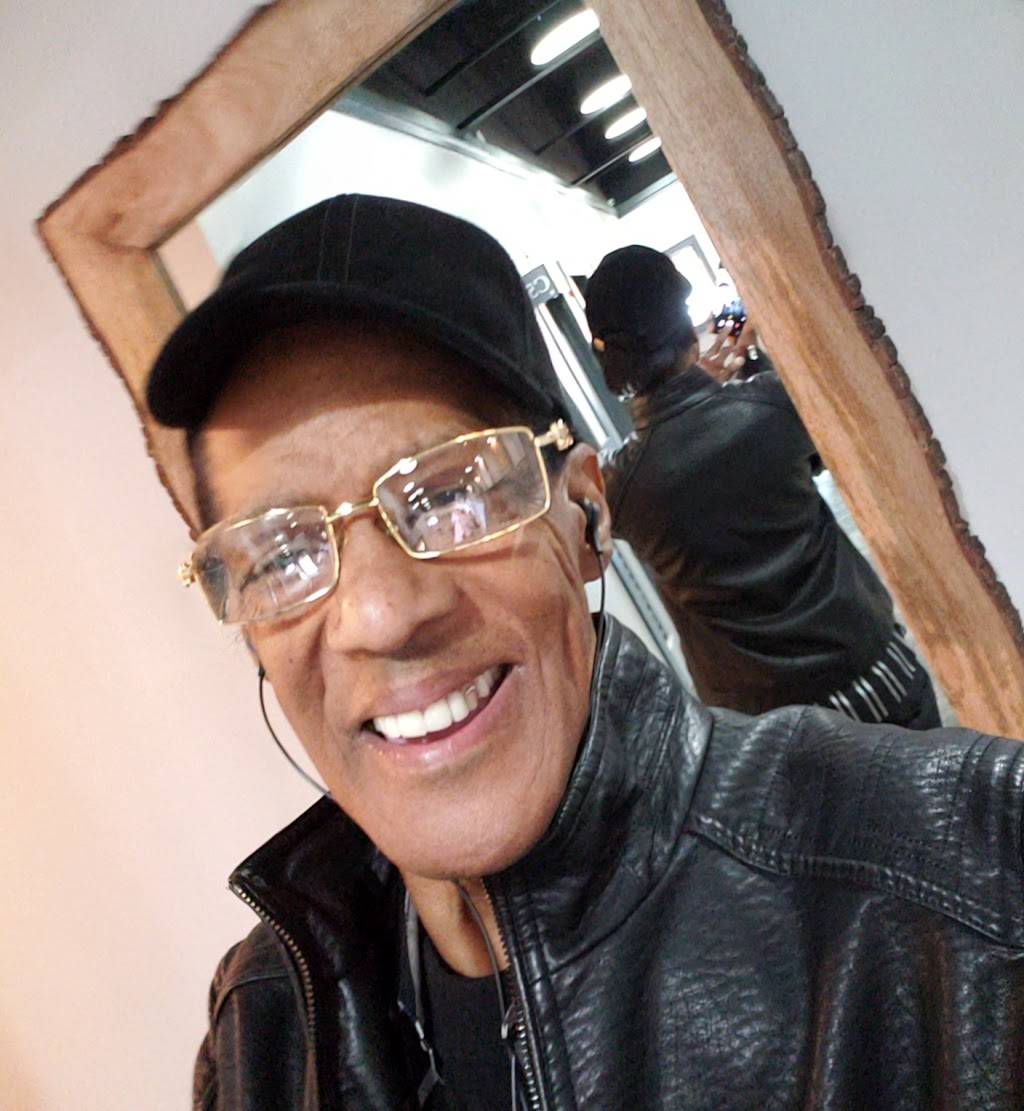 New Star Chinese Restaurant | restaurant | 3425 Cascade Rd #102, Atlanta, GA 30311, USA | 4046996199 OR +1 404-699-6199