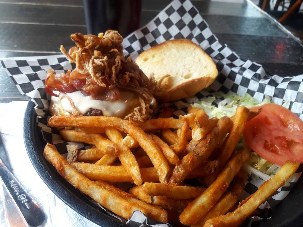 Moe Moons | restaurant | 918 Ocean Blvd, Myrtle Beach, SC 29577, USA | 8434484926 OR +1 843-448-4926